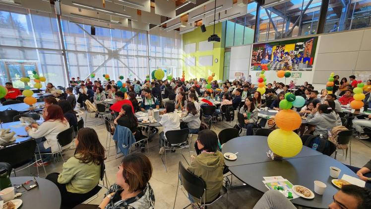 Groups of students attending Orientation.